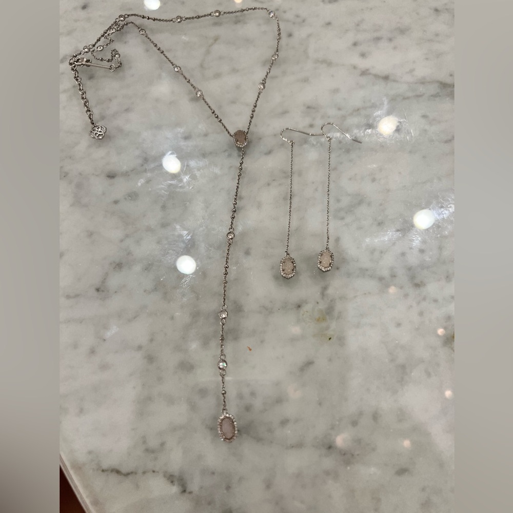 Kendra Scott Claudia Necklace & matching earrings silver